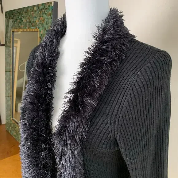 Vintage Lauren Michelle Black Ribbed Knit Cardigan Faux Fur Size L Soft & Cozy - Picture 3 of 9